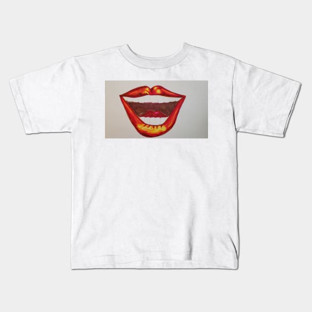 Toothy Smile! Kids T-Shirt by DancingCreek